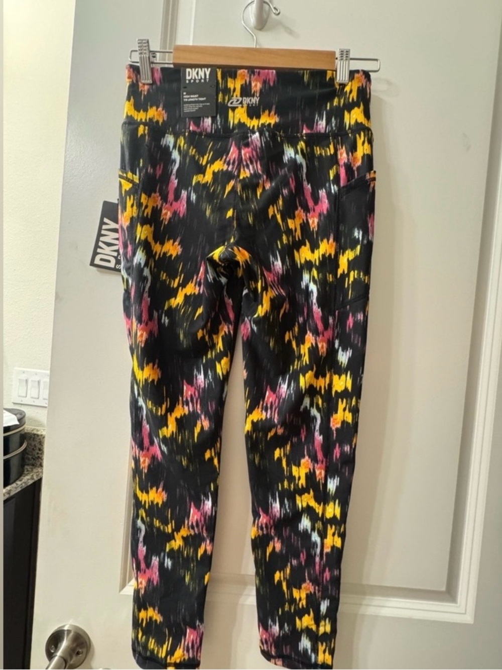 DKNY Women's Multicolor Leggings Sport NWT - Picture 6 of 8